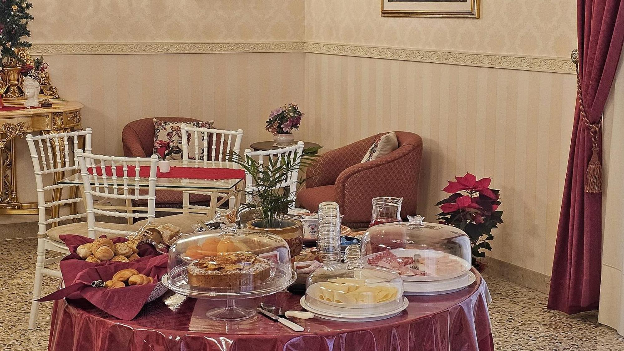 Bellini Inn Deluxe Catania-Fontanarossai nemzetközi repülőtér Kültér fotó