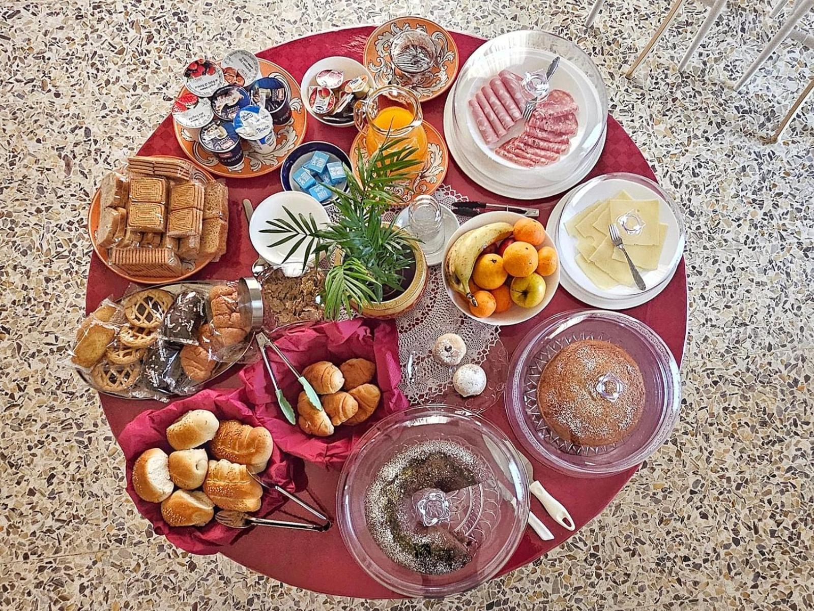 Bellini Inn Deluxe Catania-Fontanarossai nemzetközi repülőtér Kültér fotó