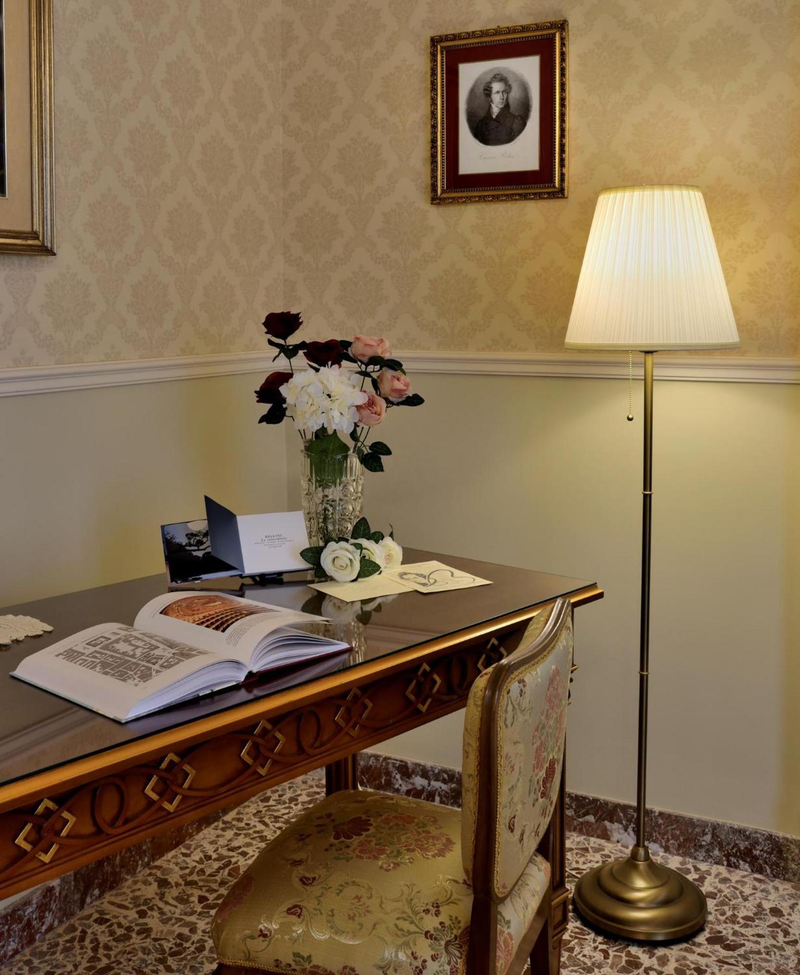 Bellini Inn Deluxe Catania-Fontanarossai nemzetközi repülőtér Kültér fotó