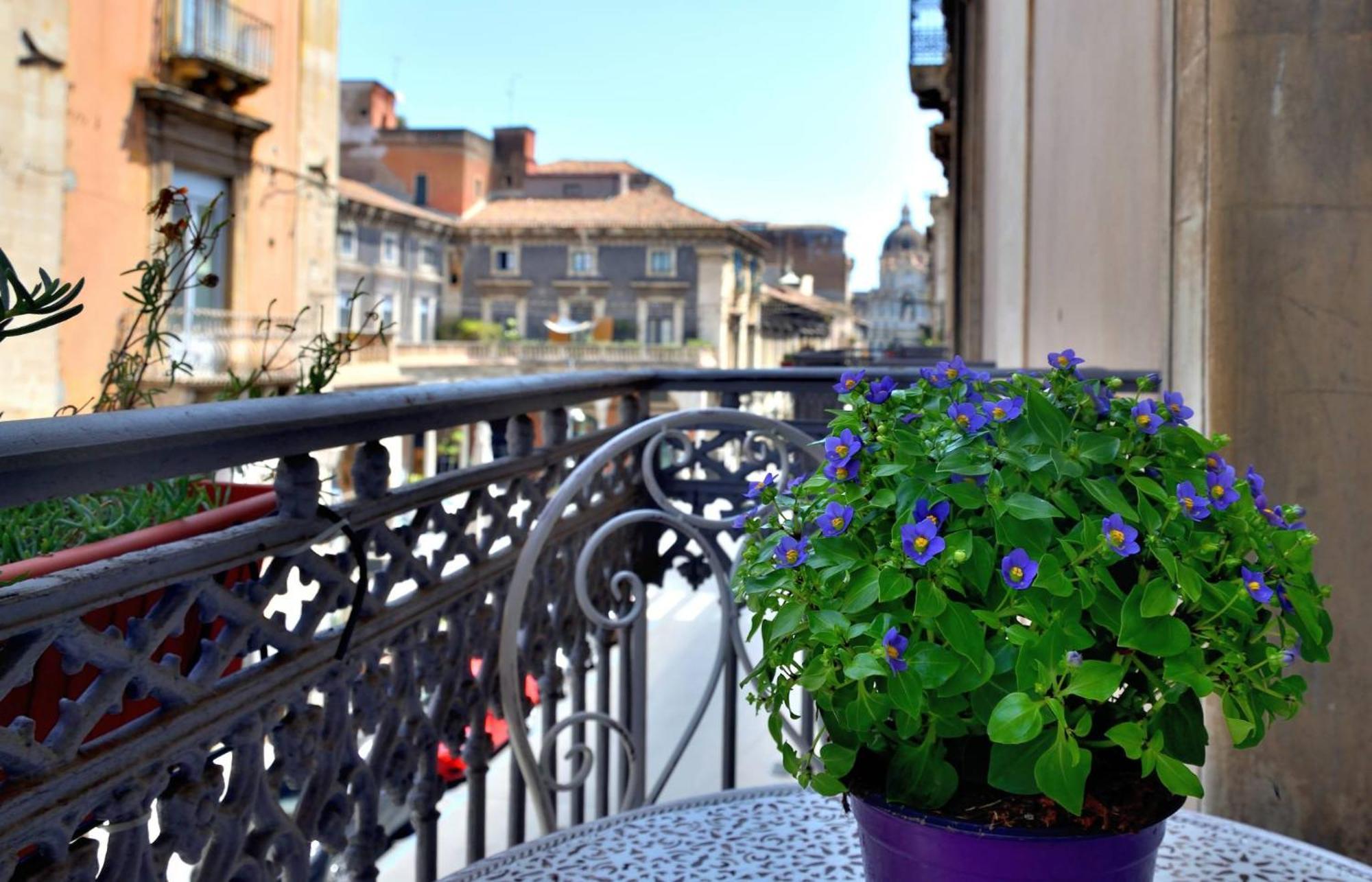 Bellini Inn Deluxe Catania-Fontanarossai nemzetközi repülőtér Kültér fotó